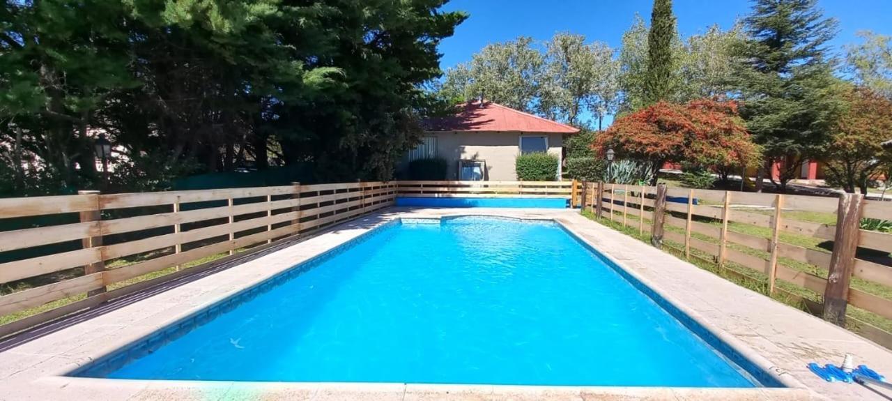 Вилла Complejo Cabanas Del Alto Вилья-Джардино Экстерьер фото